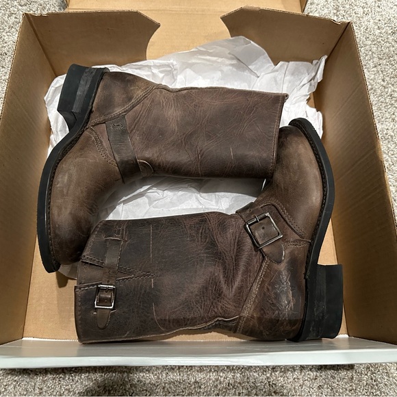 Frye Engineer 12”R Smoke size 6.5 - Picture 6 of 7